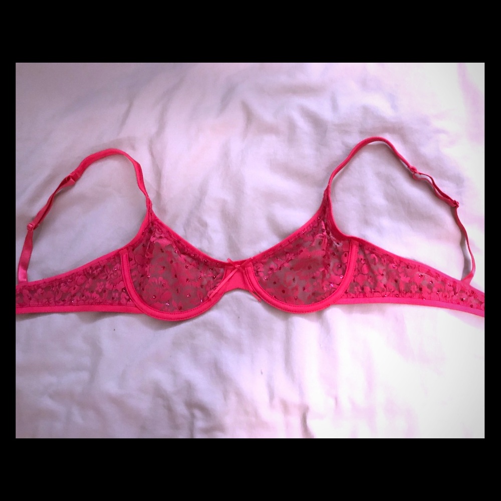 Victoria’s Secret bra